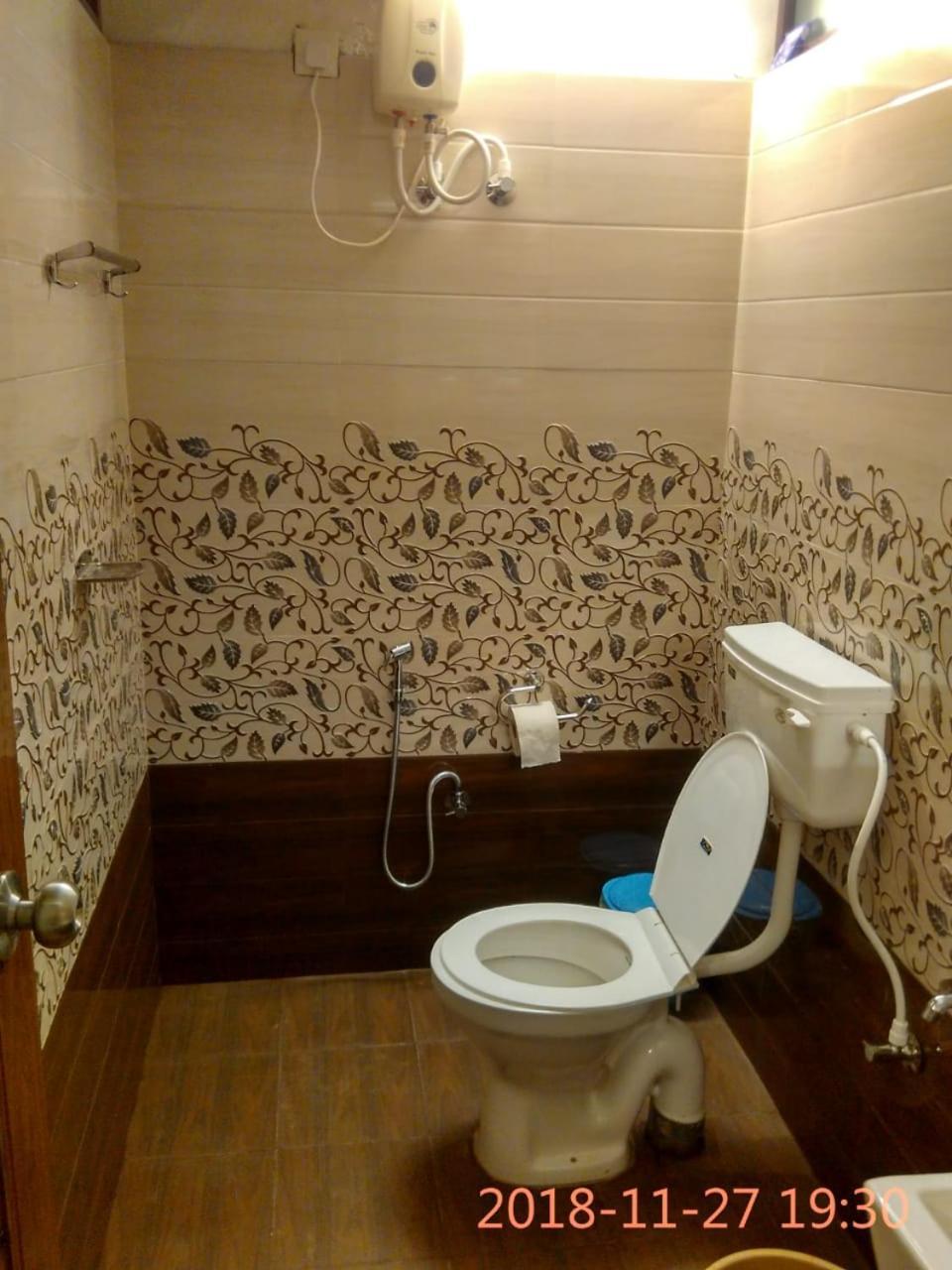 Piggy Hostel Varkala Extérieur photo