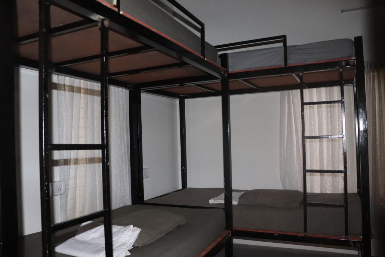 Piggy Hostel Varkala Extérieur photo