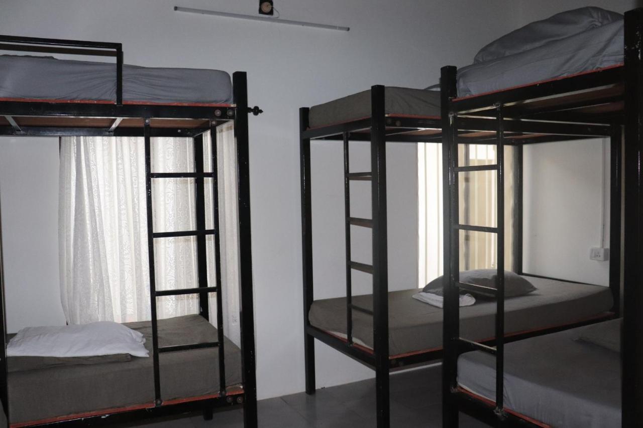Piggy Hostel Varkala Extérieur photo