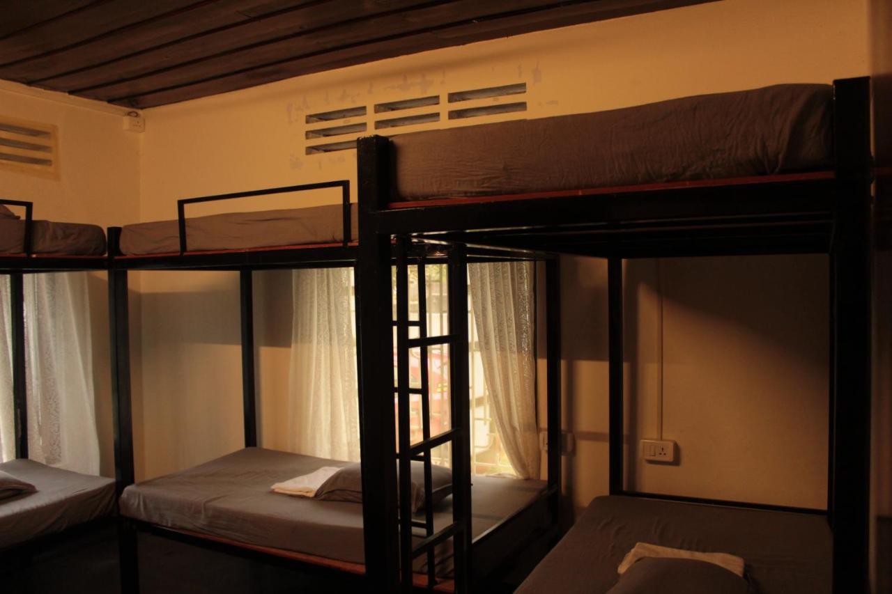 Piggy Hostel Varkala Extérieur photo