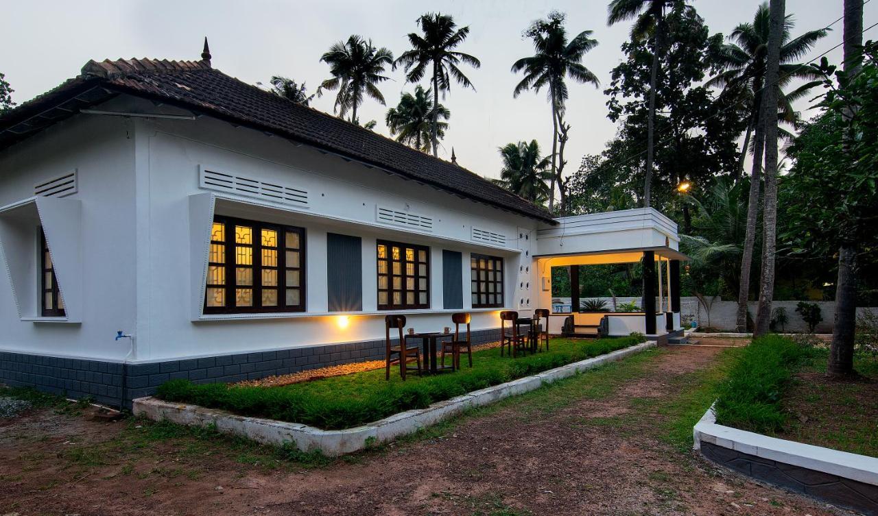 Piggy Hostel Varkala Extérieur photo